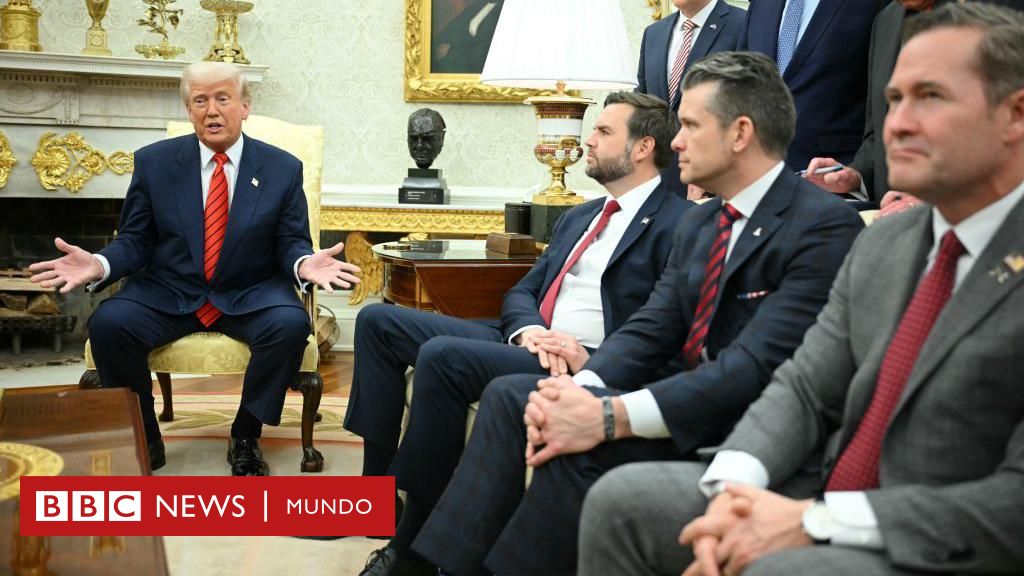 El gabinete de Defensa de Trump compartió sus planes de atacar Yemen con un periodista en un chat grupal sin darse cuenta