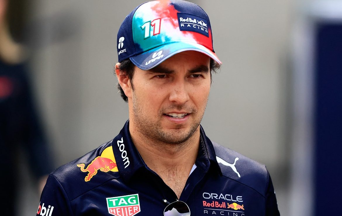 Nuevo obstáculo para el regreso de Checo Pérez a Fórmula 1